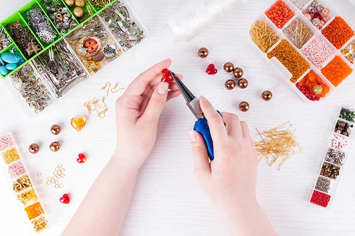 16 Ways to Organize Your Craft Room